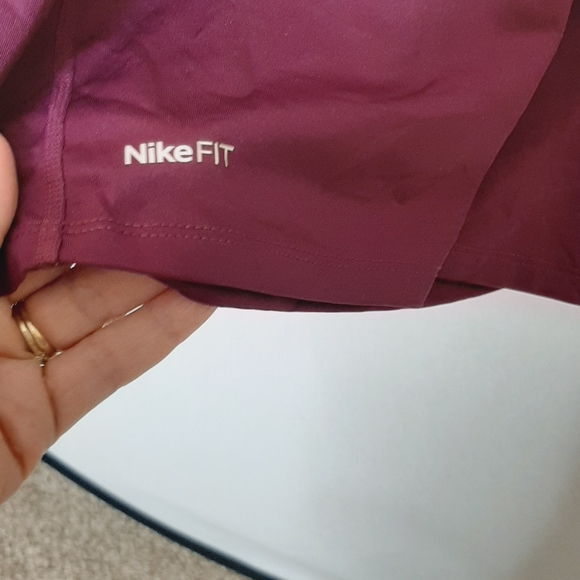 Nike pro athletic shirt - Picture 8 of 10